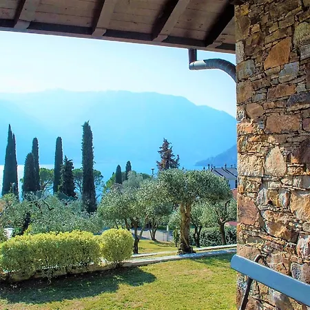 Oliva Villa Tremezzo