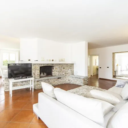 Oliva Villa Tremezzo